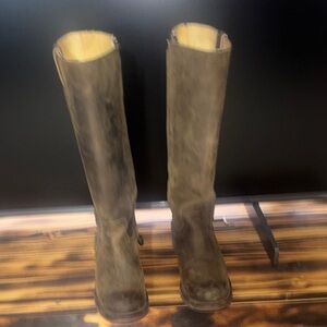 Justin Boots Women's Brown Tall Boots